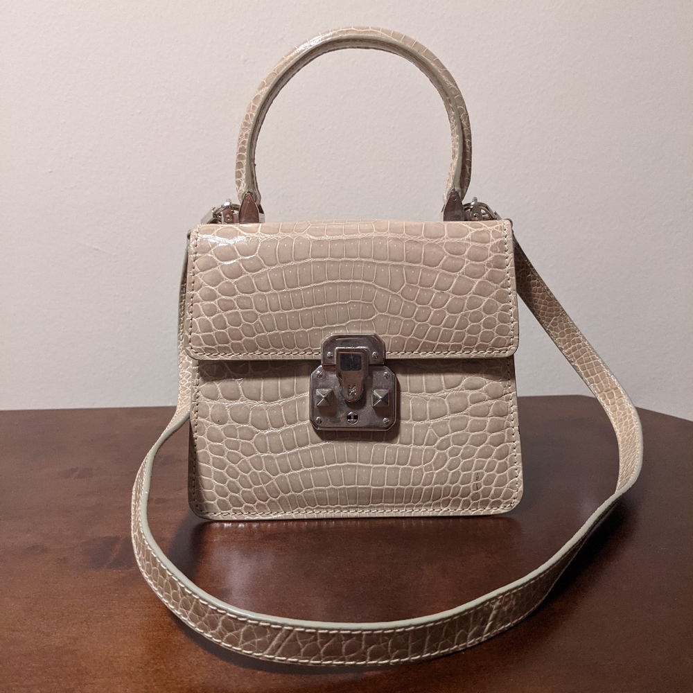 Kwanpen crocodile purse